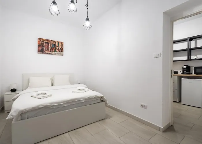 Urban Walls 5c Apartman *