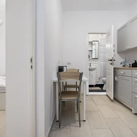 Apartment Urban Walls 5c Bukarest